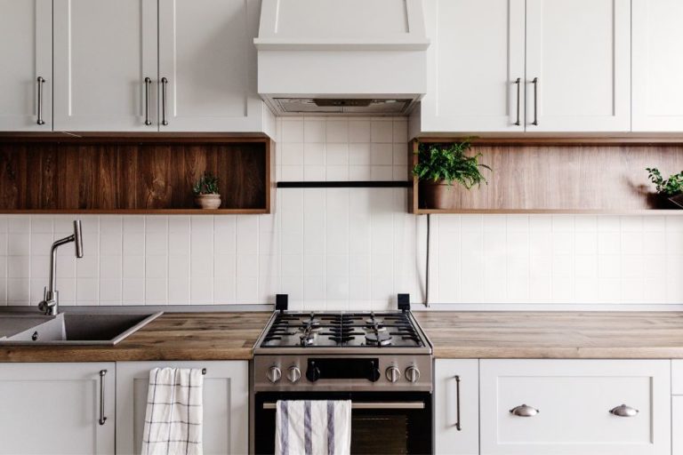 Choosing Between Stock Cabinets and Semi-Custom Cabinets